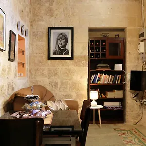 https://5-minute-walk-from-malta-airport.qawrahotelsmalta.org